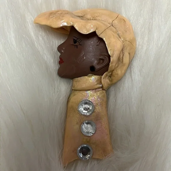 Hand Design Face Brooch Pendant